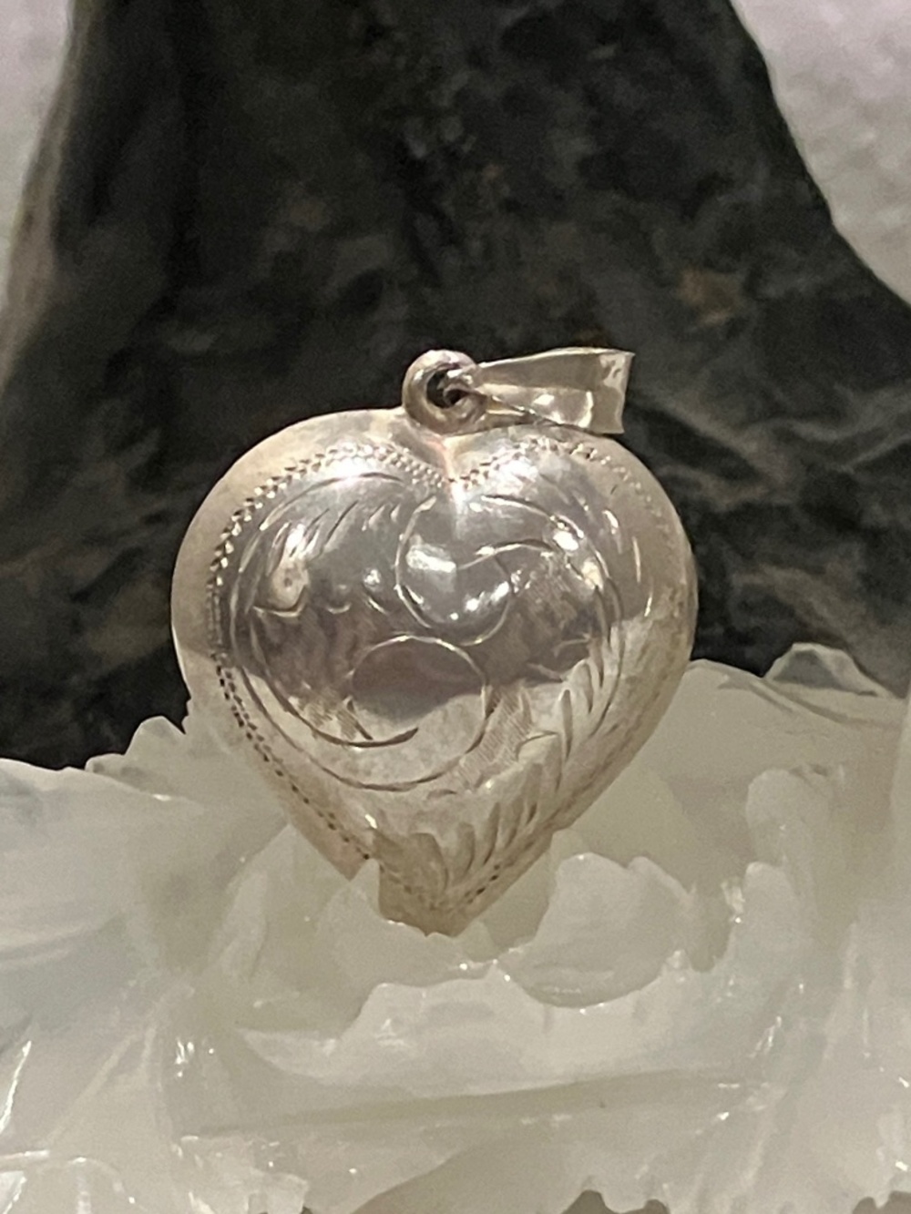 925 Sterling Silver Bubble Heart Shaped Pendant - Picture 2 of 9